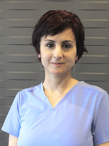 meet dr roula zaza